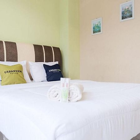 Urbanview Hotel Ta Ke Jelutung Puncak Jambi Exterior photo