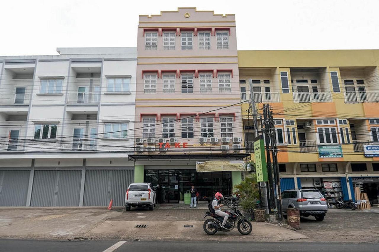 Urbanview Hotel Ta Ke Jelutung Puncak Jambi Exterior photo
